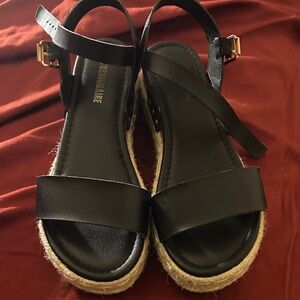Cushionaire sandals
